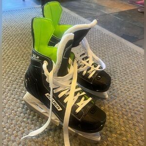 Bauer Ice Hockey Skates size 4